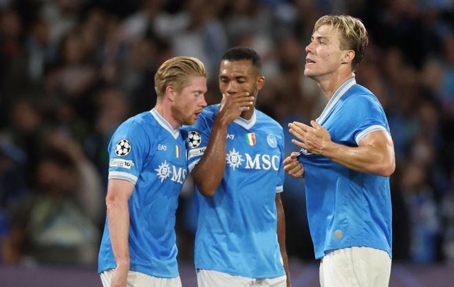 前教练：莱奥小时候的天赋只有C罗能与之相比